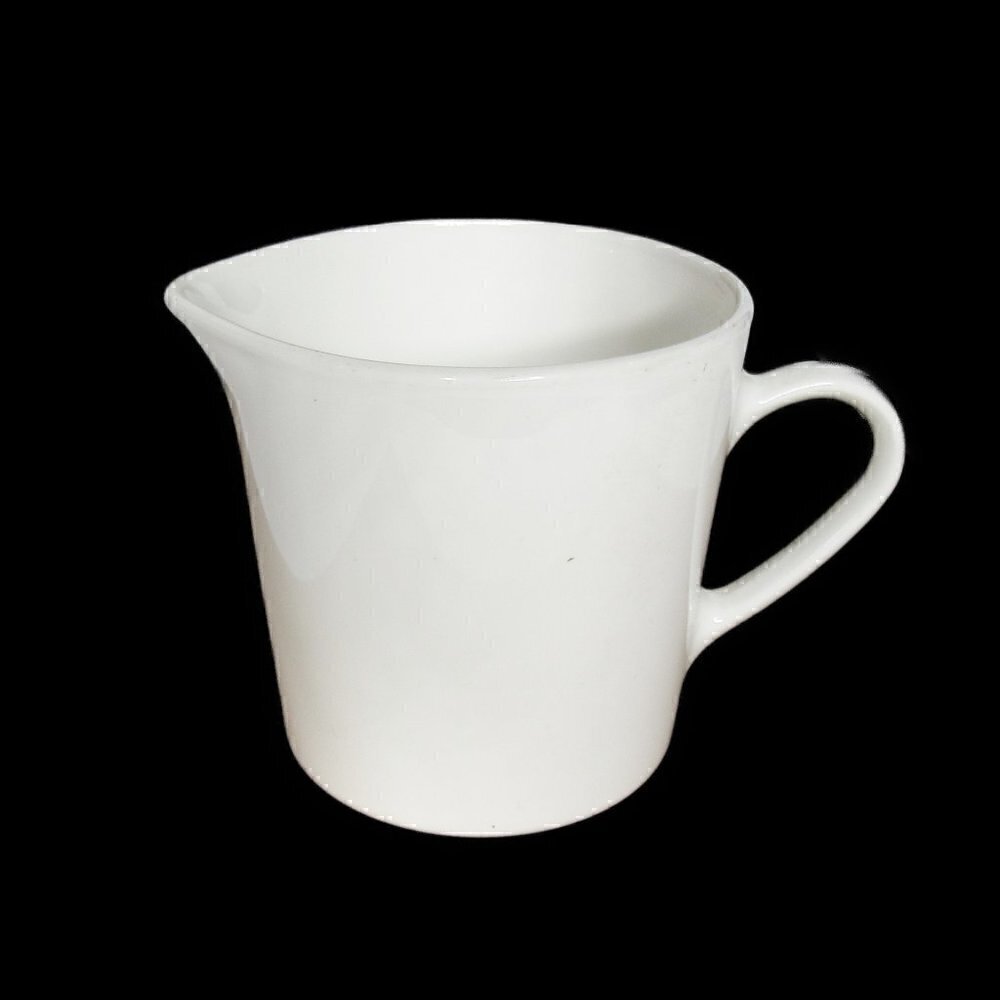 Corning - Centura - White Coupe Creamer - Picture 1 of 6